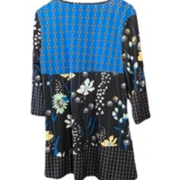 Lily by Firmiana Shift Dress Floral Stretch 3/4 Stretch NWT - Picture 6 of 7